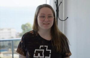 Weekbudget van Steenrijk, Straatarm-tienermoeder zorgt voor verbazing: ‘Dit is meer dan ik te besteden heb!’