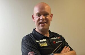 Oei: Michael van Gerwen zelf ook over de schreef gegaan: ‘Vuile rat!’