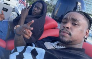 Voetballer Steven Bergwijn filmt per ongeluk de vrouwen die op zijn boot zitten!