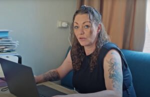 Uit De Schulden-Wilma heeft 180.000 euro schuld, maar heeft een plan: ‘Ik ga 100.000 euro per maand verdienen!’ Uit De Schulden