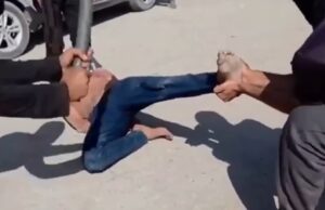 Lugubere beelden van Hamas-strijders die benen van Palestijnen breken met metalen palen gaan rond Hamas