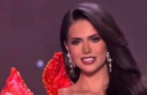 Oeps: Miss Nederland scheurt uit achterkant van jurk tijdens Miss Universe-verkiezingen!