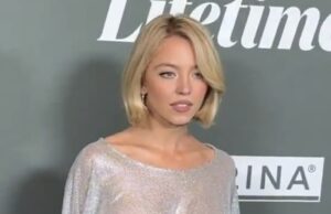 Sydney Sweeney kroont zichzelf tot meest begeerde vrouw ter wereld met wel héél gewaagde jurk!