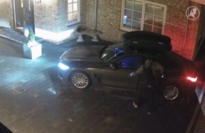 Beelden: Autodief steelt auto van volkszanger Sander Kwarten terwijl zijn 3 kinderen op achterbank zitten