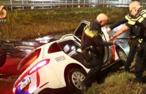 Automobilist belt 112 nadat hij de sloot in rijdt door gladheid, politie komt to the rescue