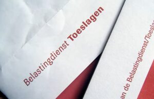 Ouders uit toeslagenaffaire opnieuw dieper in schulden door onduidelijkheid vanuit overheid