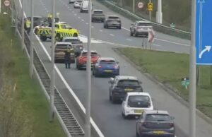 Automobilisten bij Rijswijk negeren massaal rood kruis, politie staat ze op te wachten