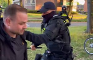 Nieuwe beelden: ME grijpt snoeihard in bij AZC-protest in Apeldoorn