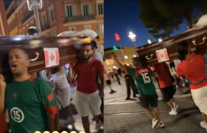 Marokkaanse supporters dragen doodskist met Canadese vlag door de straten