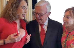 Harry Mens kijkt zijn ogen uit met gast in zijn show: ‘Nog een knoopje losdoen?