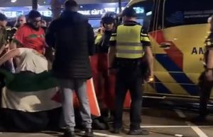 Drie zwaargewonden tijdens feest Marokko: Gestolen motorscooter klapt op fatbike